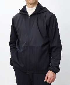 �V�[�Y / SEASE / ZIPPED HOODIE HYBRID / �X�g���C�v�E�[���W���[�W�[ / �ّf�ސ؂�ւ��n�C�u���b�h / �Z�b�g�A�b�v�Ή� / �p�[�J�[�u���]�� / WK049-TJ232�yB13.�l�C�r�[�z